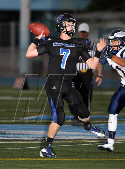 Thumbnail 3 in Windward vs. Brentwood School photogallery.