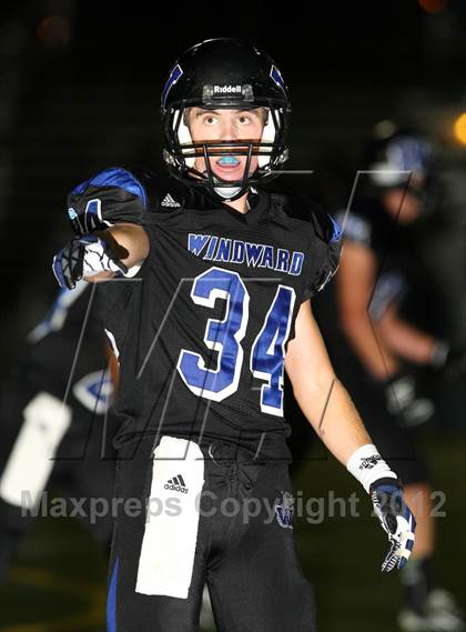 Thumbnail 2 in Windward vs. Brentwood School photogallery.
