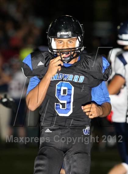 Thumbnail 2 in Windward vs. Brentwood School photogallery.