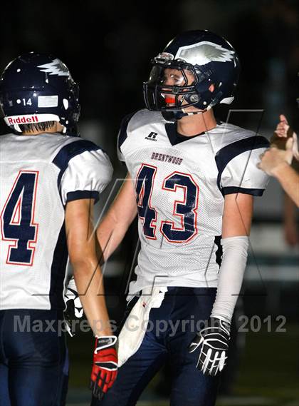 Thumbnail 2 in Windward vs. Brentwood School photogallery.
