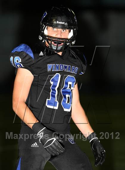 Thumbnail 3 in Windward vs. Brentwood School photogallery.