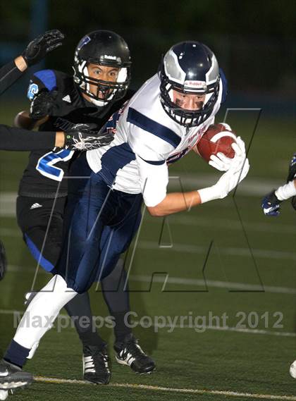 Thumbnail 2 in Windward vs. Brentwood School photogallery.