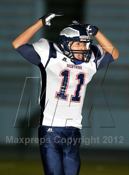 Thumbnail 1 in Windward vs. Brentwood School photogallery.