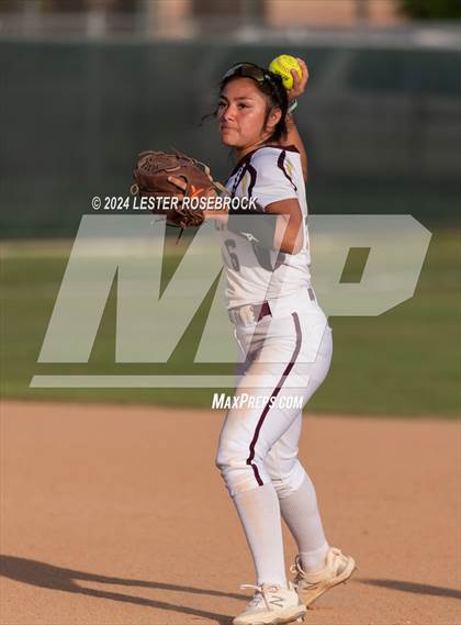 Thumbnail 3 in Hondo @ Cotulla photogallery.
