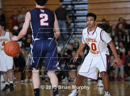 Thumbnail 1 in Lake Oswego vs. Central Catholic (Les Schwab Invitational) photogallery.