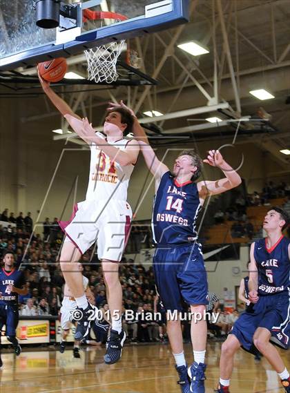 Thumbnail 3 in Lake Oswego vs. Central Catholic (Les Schwab Invitational) photogallery.