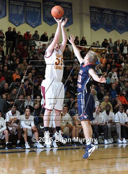 Thumbnail 3 in Lake Oswego vs. Central Catholic (Les Schwab Invitational) photogallery.