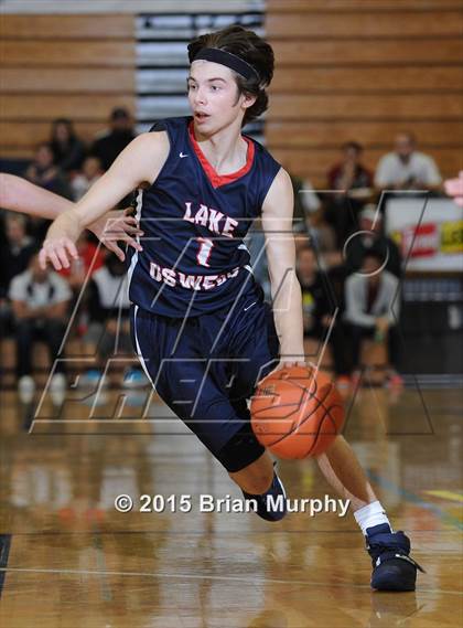 Thumbnail 3 in Lake Oswego vs. Central Catholic (Les Schwab Invitational) photogallery.