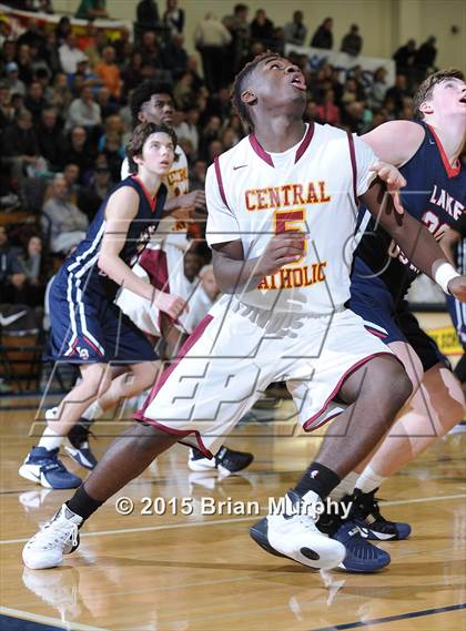 Thumbnail 1 in Lake Oswego vs. Central Catholic (Les Schwab Invitational) photogallery.