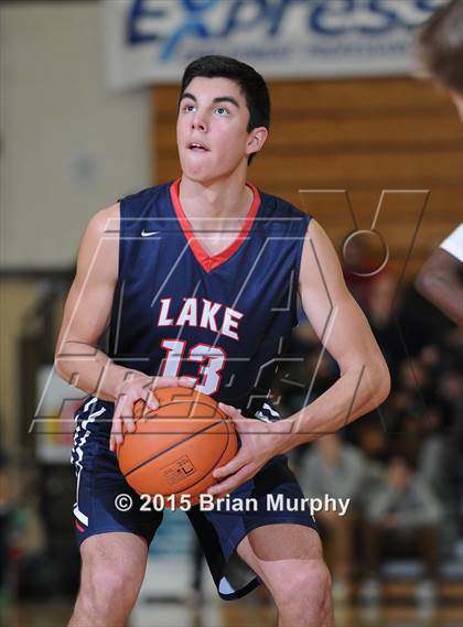 Thumbnail 2 in Lake Oswego vs. Central Catholic (Les Schwab Invitational) photogallery.