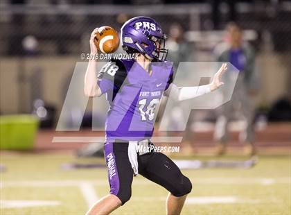 Thumbnail 3 in Bowie @ Paschal photogallery.
