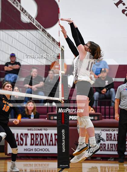 Thumbnail 1 in East Bernard vs Van Vleck photogallery.