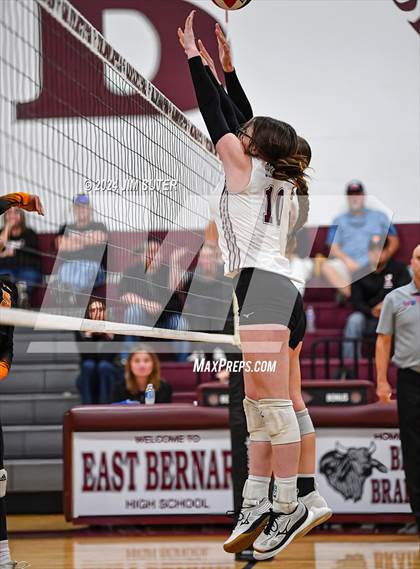 Thumbnail 2 in East Bernard vs Van Vleck photogallery.