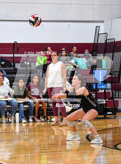 Thumbnail 1 in East Bernard vs Van Vleck photogallery.