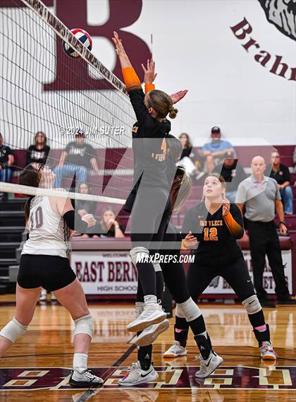 Thumbnail 3 in East Bernard vs Van Vleck photogallery.