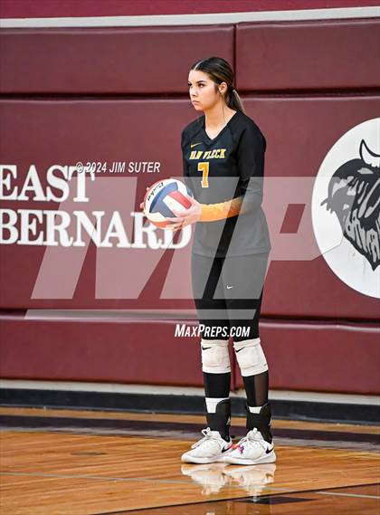 Thumbnail 1 in East Bernard vs Van Vleck photogallery.