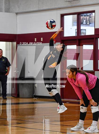 Thumbnail 1 in East Bernard vs Van Vleck photogallery.
