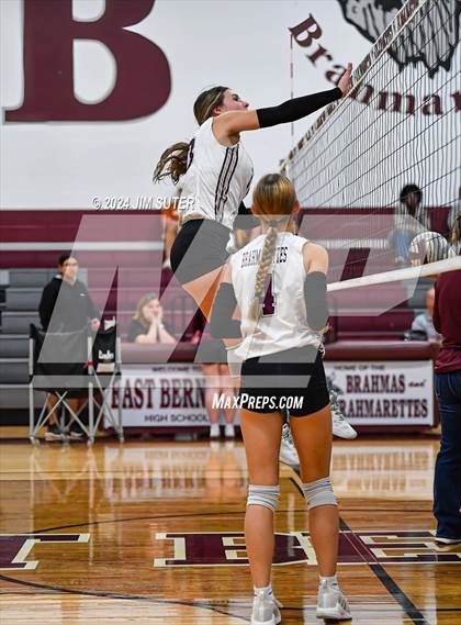 Thumbnail 1 in East Bernard vs Van Vleck photogallery.