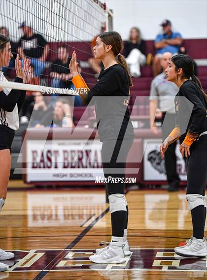 Thumbnail 3 in East Bernard vs Van Vleck photogallery.