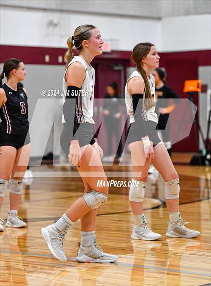 Thumbnail 2 in East Bernard vs Van Vleck photogallery.