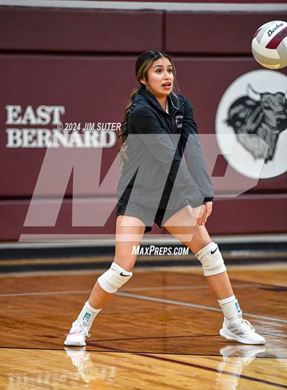 Thumbnail 2 in East Bernard vs Van Vleck photogallery.