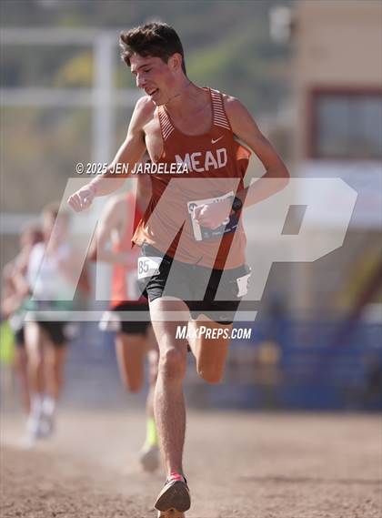 Thumbnail 1 in CHSAA 4A Cross Country Final photogallery.