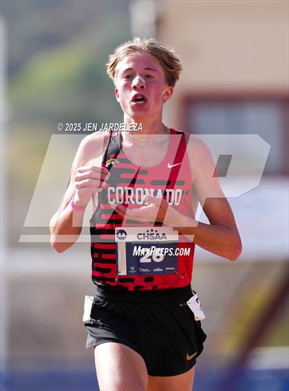 Thumbnail 1 in CHSAA 4A Cross Country Final photogallery.