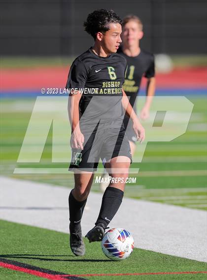 Thumbnail 3 in Telluride vs. Bishop Machebeuf (CHSAA 2A Semi-FInal) photogallery.