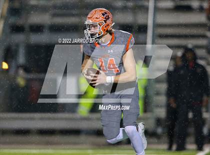 Thumbnail 2 in Port Arthur Memorial vs. McKinney North (UIL 5A D1 Bi-Bistrict Playoff) photogallery.