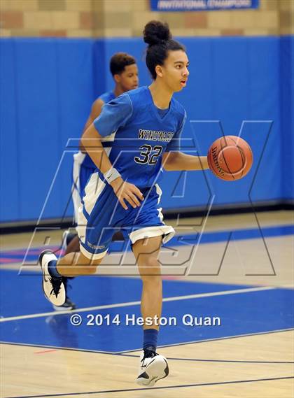 Thumbnail 1 in Windward vs. El Segundo (Jim Nakabara Classic) photogallery.