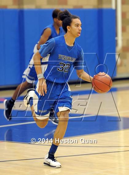 Thumbnail 2 in Windward vs. El Segundo (Jim Nakabara Classic) photogallery.