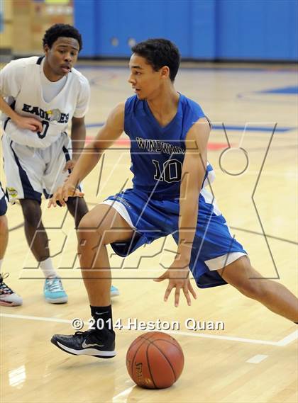 Thumbnail 2 in Windward vs. El Segundo (Jim Nakabara Classic) photogallery.