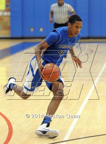 Thumbnail 1 in Windward vs. El Segundo (Jim Nakabara Classic) photogallery.