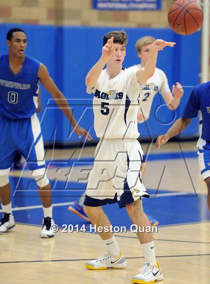 Thumbnail 3 in Windward vs. El Segundo (Jim Nakabara Classic) photogallery.