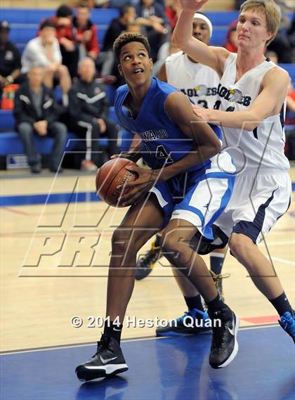 Thumbnail 2 in Windward vs. El Segundo (Jim Nakabara Classic) photogallery.