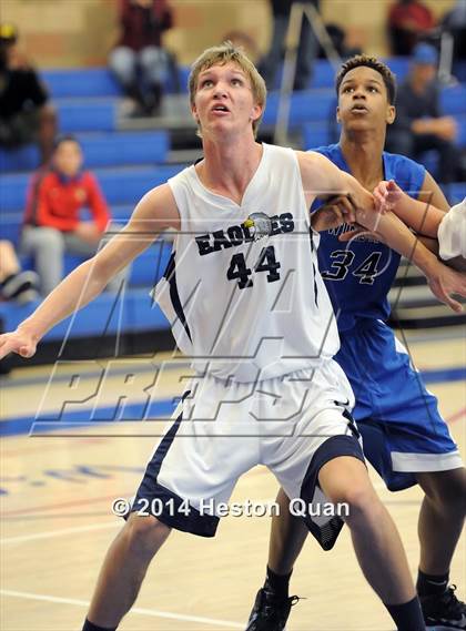 Thumbnail 2 in Windward vs. El Segundo (Jim Nakabara Classic) photogallery.