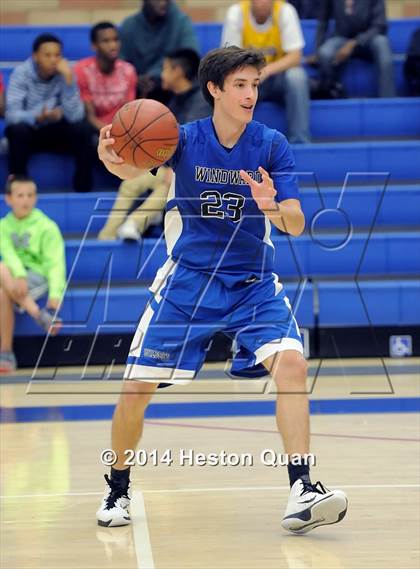 Thumbnail 1 in Windward vs. El Segundo (Jim Nakabara Classic) photogallery.