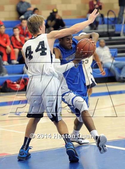 Thumbnail 1 in Windward vs. El Segundo (Jim Nakabara Classic) photogallery.