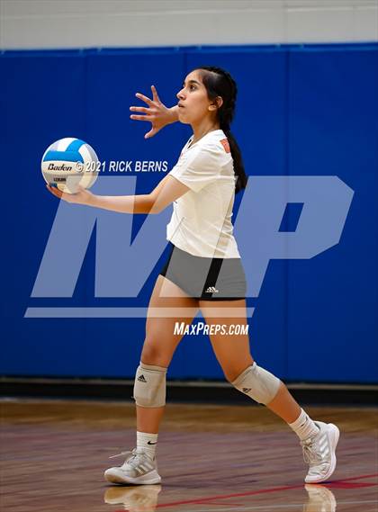 Thumbnail 3 in Klein Oak @ Grand Oaks photogallery.