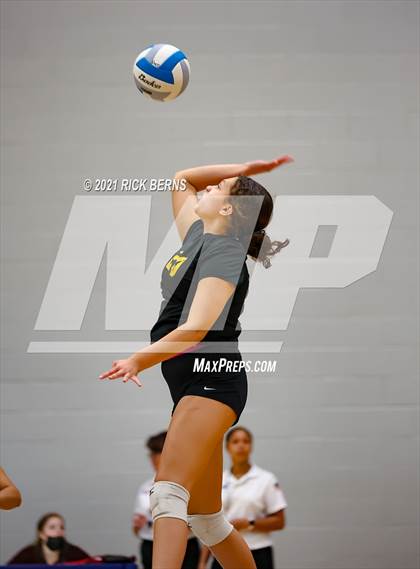 Thumbnail 3 in Klein Oak @ Grand Oaks photogallery.