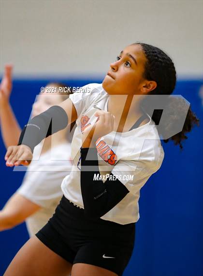 Thumbnail 3 in Klein Oak @ Grand Oaks photogallery.