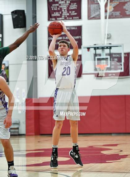 Thumbnail 3 in Booneville vs. Episcopal (AAA 3A Regional Playoff) photogallery.