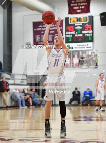 Thumbnail 2 in Booneville vs. Episcopal (AAA 3A Regional Playoff) photogallery.