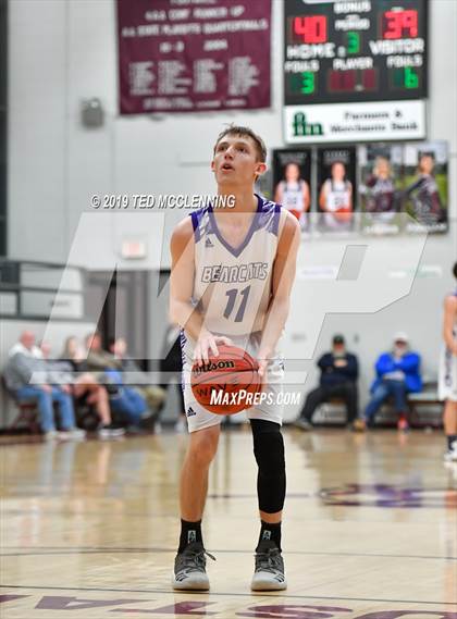 Thumbnail 1 in Booneville vs. Episcopal (AAA 3A Regional Playoff) photogallery.