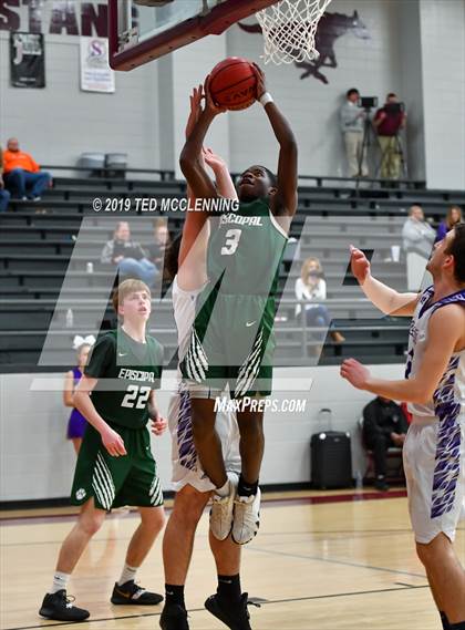 Thumbnail 2 in Booneville vs. Episcopal (AAA 3A Regional Playoff) photogallery.