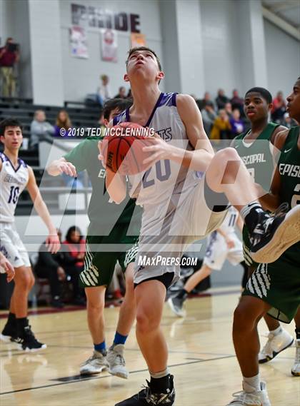 Thumbnail 2 in Booneville vs. Episcopal (AAA 3A Regional Playoff) photogallery.