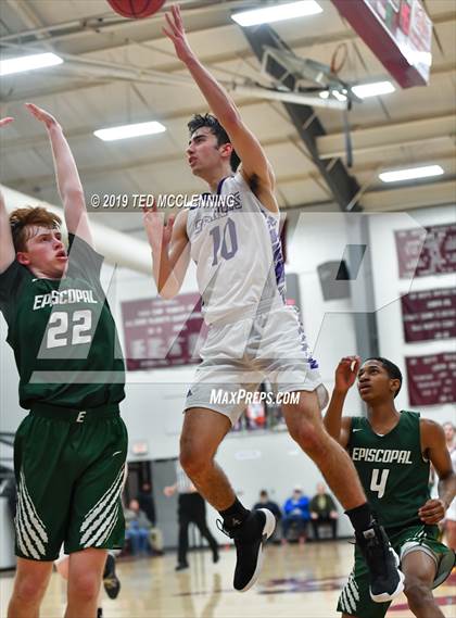 Thumbnail 1 in Booneville vs. Episcopal (AAA 3A Regional Playoff) photogallery.