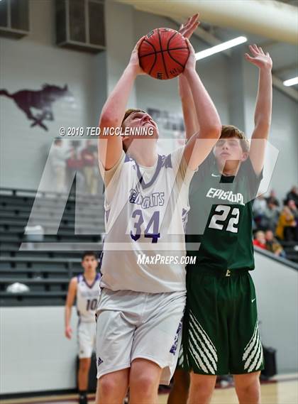Thumbnail 1 in Booneville vs. Episcopal (AAA 3A Regional Playoff) photogallery.