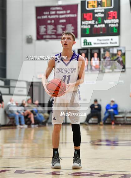 Thumbnail 3 in Booneville vs. Episcopal (AAA 3A Regional Playoff) photogallery.