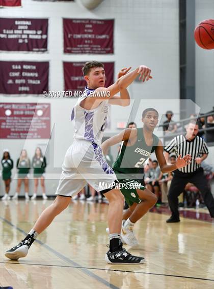 Thumbnail 1 in Booneville vs. Episcopal (AAA 3A Regional Playoff) photogallery.